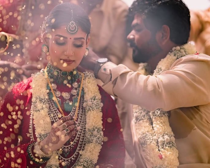 Nayanthara & Vignesh Shivan Marry in Star-Studded Ceremony 3