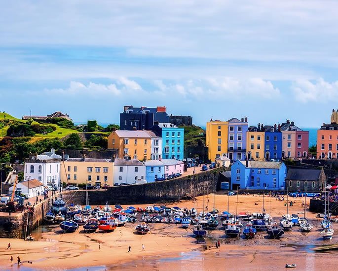 10 Top Holiday Destinations in the UK - pem