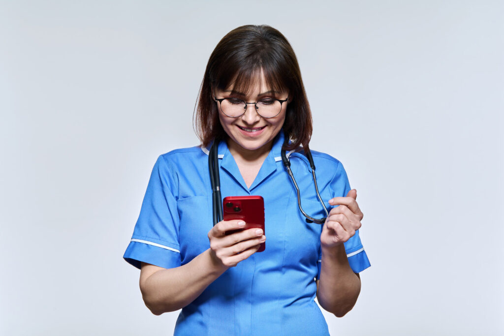 Study shows peer messaging tool can be successfully implemented in the nursing workforce