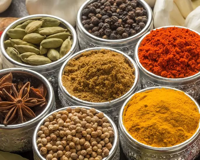 5 Health Benefits of Indian Food - spices