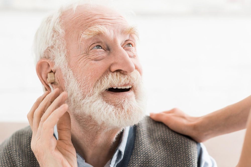 Hearing aid use lowers risk of death